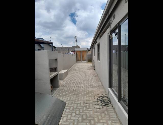 3 BEDROOM HOUSE FOR SALE IN ORLANDO